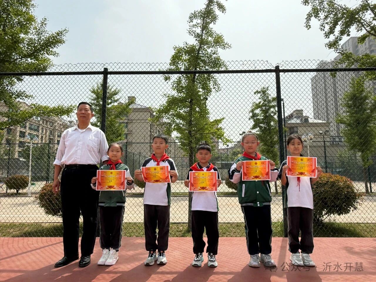 1762502611958336.jpg 微信图片_2025-11-07_160250_181.jpg