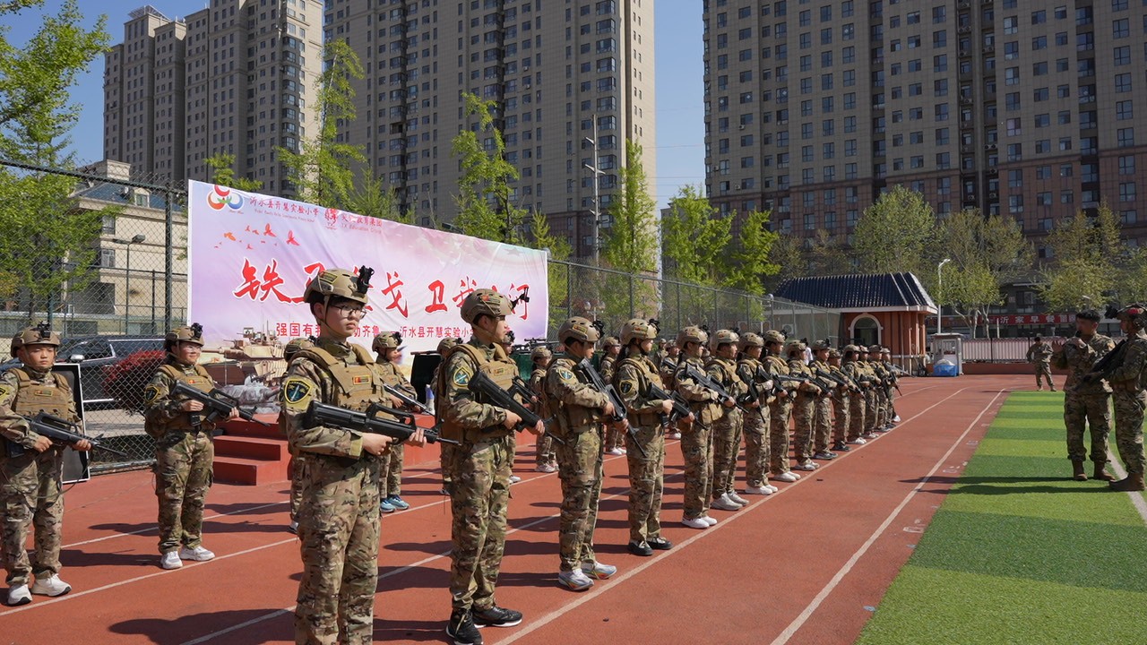 C8357T01.JPG